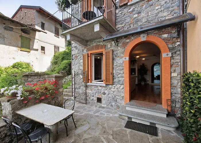 Luxury Lakefront לצנו