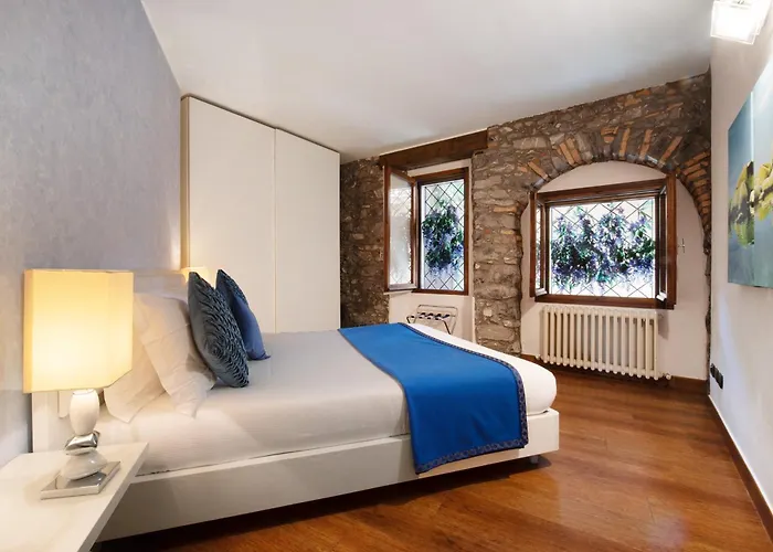 Luxury Lakefront * לצנו