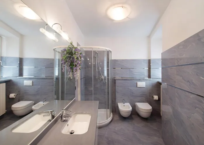 Luxury Lakefront בית נופש